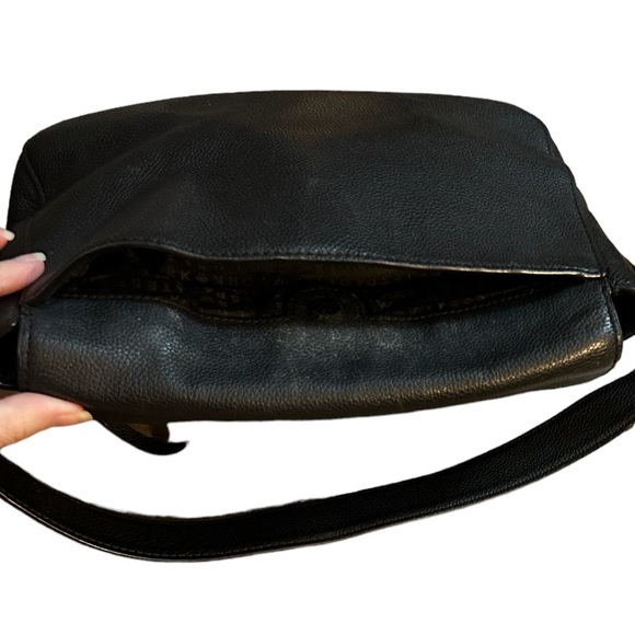 Like New Chester Black Leather Kate Spade ♠️ New York Shoulder Handbag - Picture 3 of 6